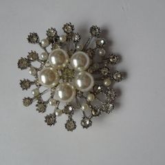 Brooch, Faux pearl brooch, Costume jewellery, Gift