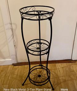 New Black Metal 3-Tier Plant Stand