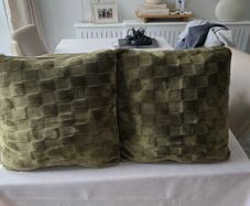 cushions x 6 green