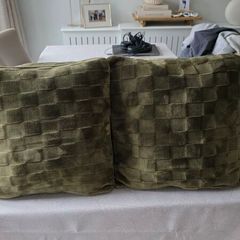 cushions x 6 green