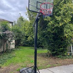 Decathlon Tarmak Adjustable Basketball Hoop + Free Sand Bags