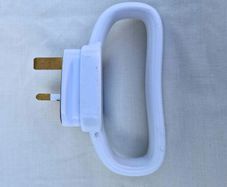 Easy Grip 3-pin Plug