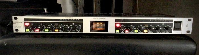 Behringer valve microphone pre- amp