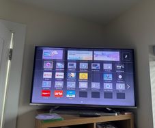 Panasonic 32 inch Tv