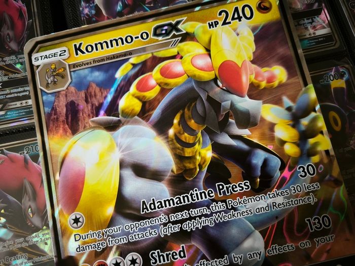 Kommo-o GX ! Jumbo Oversized Card ! Promo from Sun & Moon Era ! 2017 ! Pokemon Card !