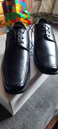Casual Shoes (Brand New)