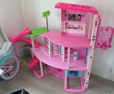barbie dream house