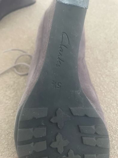 clarks ankle boots