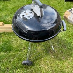 weber 47cm compact bbq