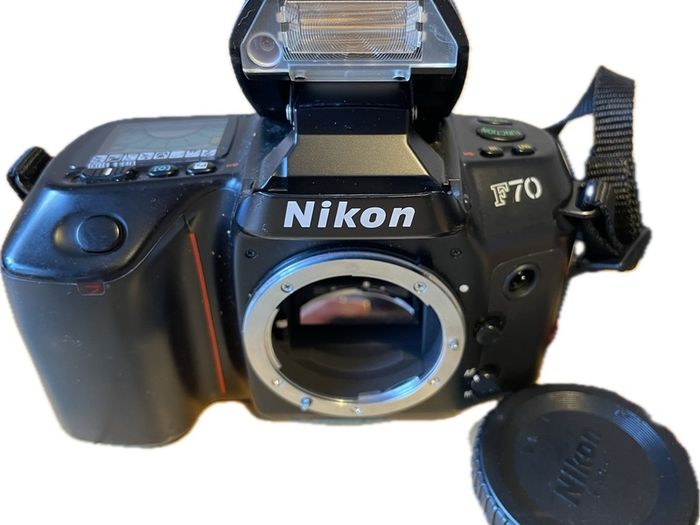 Nikon F70 with dateback and panororana option, vgc