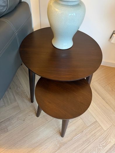 2 sets (4tables) nesting tables Murphy home