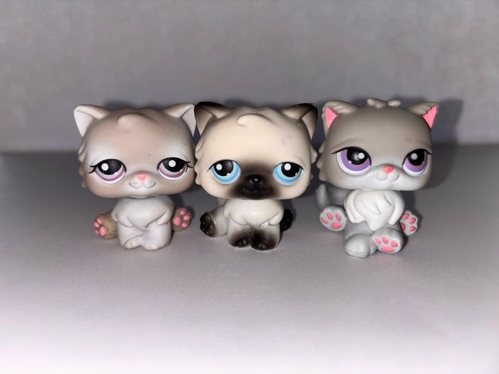 littlest pet shops (LPS) Persian cat bundle!