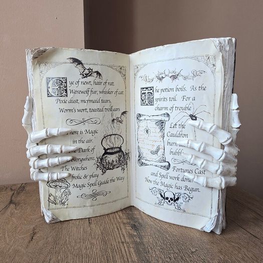 Spooky Halloween book