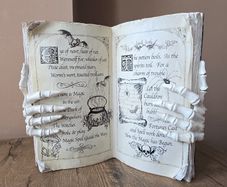 Spooky Halloween book