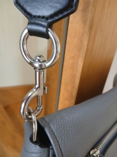 Marc Jacobs Leather Bag.