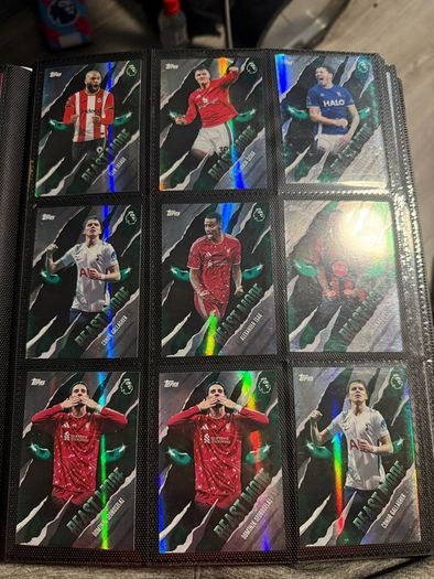 football cards + binders (offers Welcome )