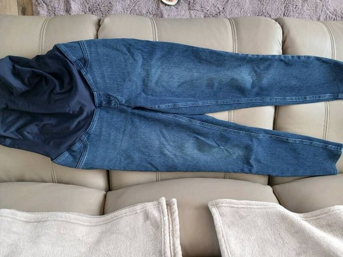 Maternity Spanx Jeans size 10 navy 8