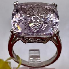 Silver ring with Amethyst and Diamonds