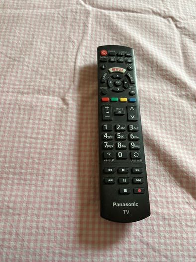 Panasonic 32" LCD TV