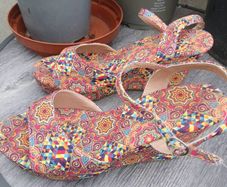 Beautiful Pair of Multicoloured  Wedges