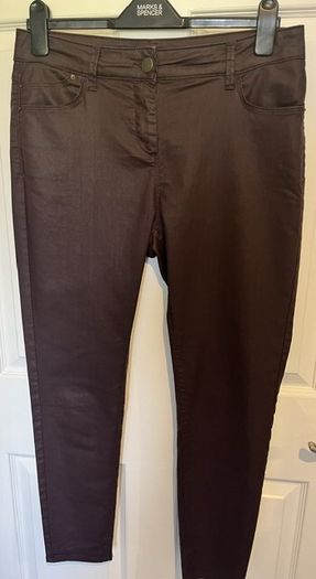 Marks & Spencer Ladies Faux Leather Brown Slender Ankle Grazer Trousers, Jeans. Size 14 Medium. Slight Stretch. In Excellent Condition