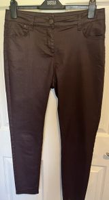 Marks & Spencer Ladies Faux Leather Brown Slender Ankle Grazer Trousers, Jeans. Size 14 Medium. Slight Stretch. In Excellent Condition
