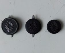3. Renault Wheel Centre Caps.