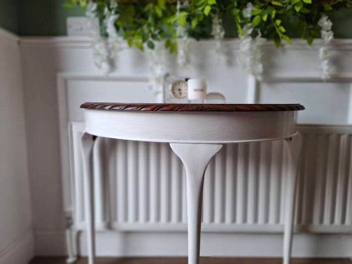 Console table