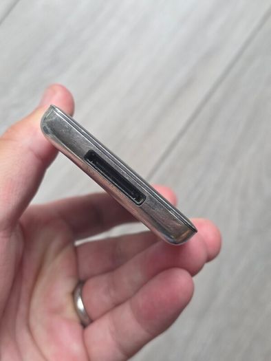 iPod 7th Gen Classic 160gb (Free Post)