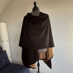 Reversible cardigan cape