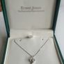 9 carat white gold 18'' diamond pendant necklace Image 3