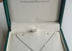 9ct white gold 18'' diamond pendant necklace boxed
