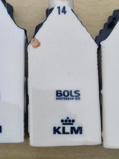 Collection of 16 porcelain miniature houses KLM