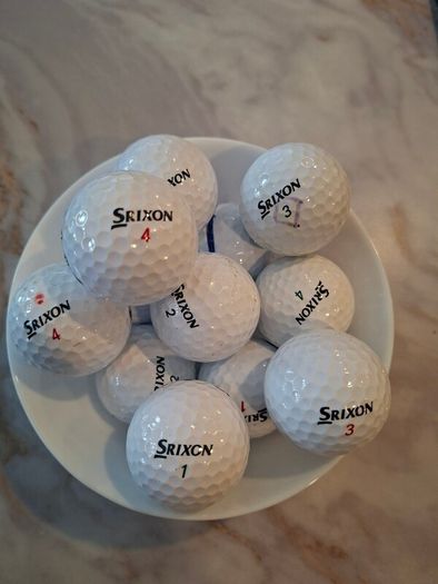 24 Srixon Golf balls