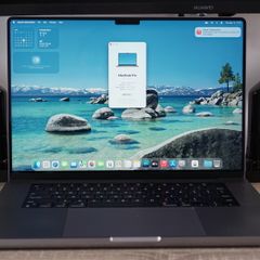 MacBook Pro 16" 32GB | 2021 | M1 Pro | 512GB