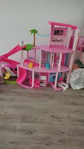 Barbie dream house