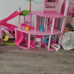 Barbie dream house