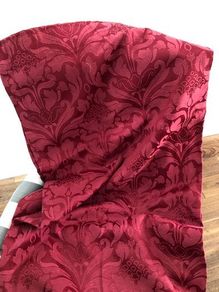 Pair of Curtains in Red. Cotton. Perfec conditions.
