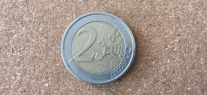2 euro coin