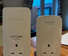 TP-Link AV1200 Powerline Adapter Kit