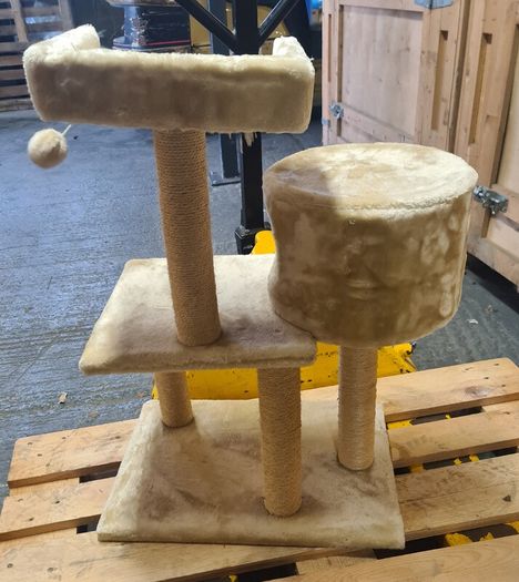 Cat Tree / Scratching Post with Condo and Bed
