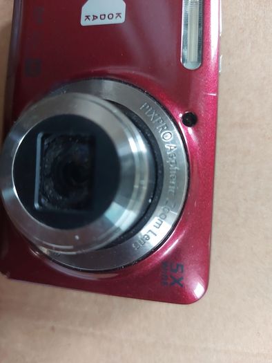 KODAK PIXPRO Digital Camera, Model FZ55, 16 megapixel, 5 x Zoom, in very good condition, but issue with Lens not retracting when turned off