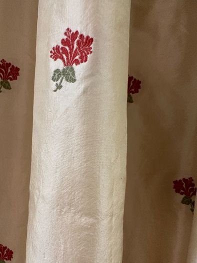 Very Large Stunning Single Silk Interlined Curtain 60"/153cm x 95"/241cm drop