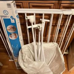 Baby gate