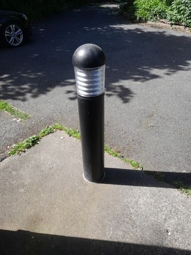 Garden driveway outdoor bollard lights.. set of 4 (unused)
