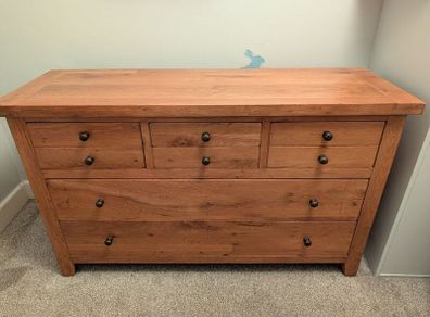 Beautiful solid wood Chest of Drawers