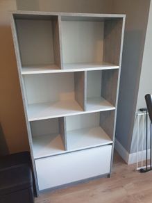 Shelving unit with drawer shelves