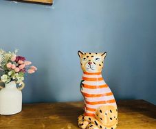 cat vase gift