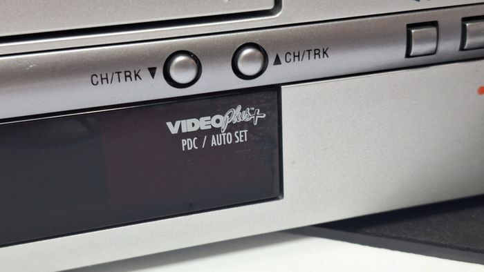 Black Diamont 6 Head Hi-Fi Stereo System VHS Tape Player
