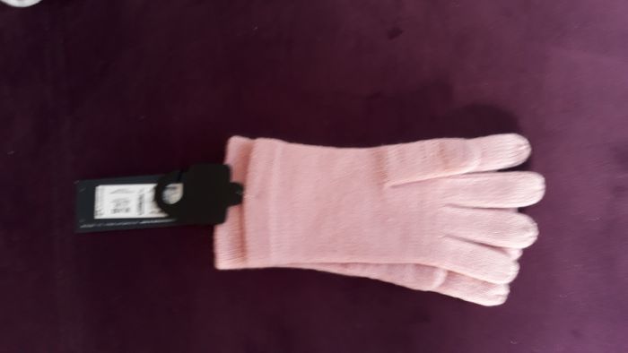 Gloves M&S pale pink/blush. Brand new